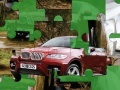 Žaidimas Waterfall & Red Car