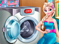 Žaidimas Elsa Wash Clothes